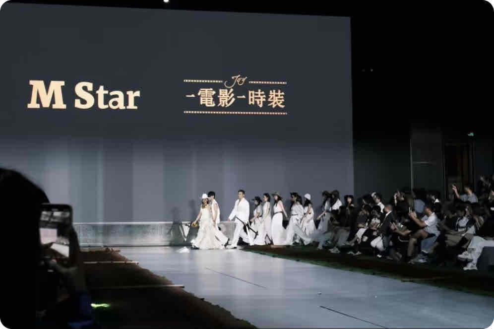 曼诺比菲